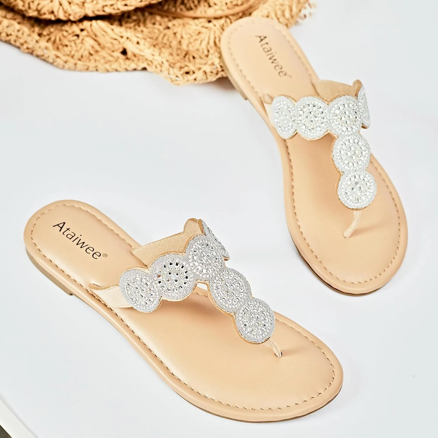 Ataiwee Women's Flat Slide Sandals - Casual Bling Bohemian Thong Slip on Summer Flat Sandals.