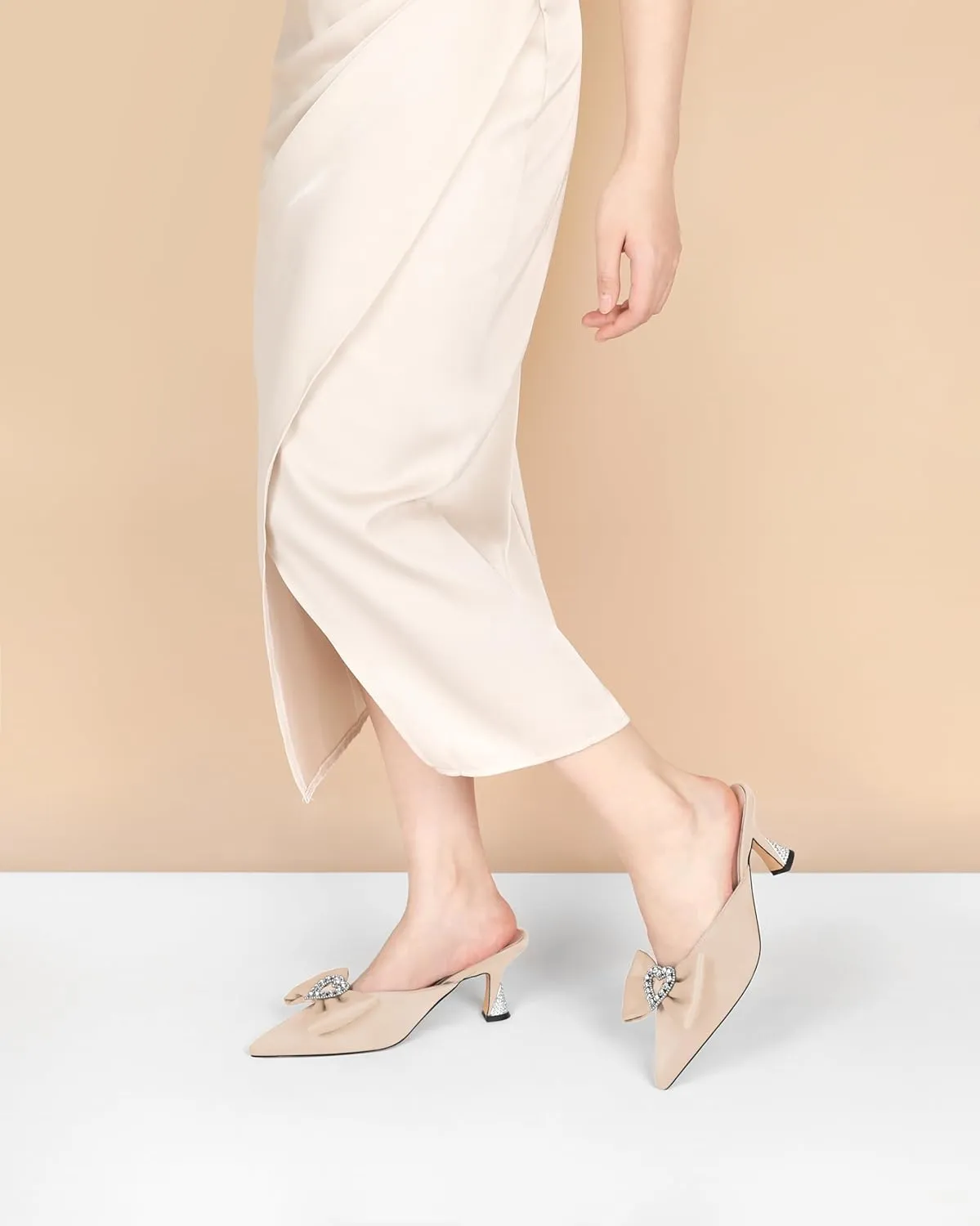 AUMOTED Women Kitten Heel Mules Rhinestone Bow Sandals Pointed Toe Heeled Mule Slip On Low Heels Slipper Glitter Mesh Wedding Bridal Shoes 2.5 Inch
