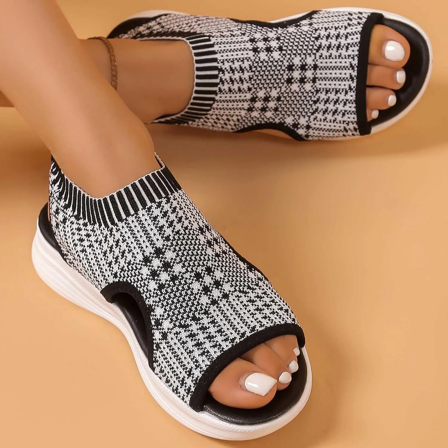 Breathable Knit Walking Flat Sandal for Women Cut Out Open Toe Sandal Summer Outdoor Lightweight Slingback Dress Walking Flat