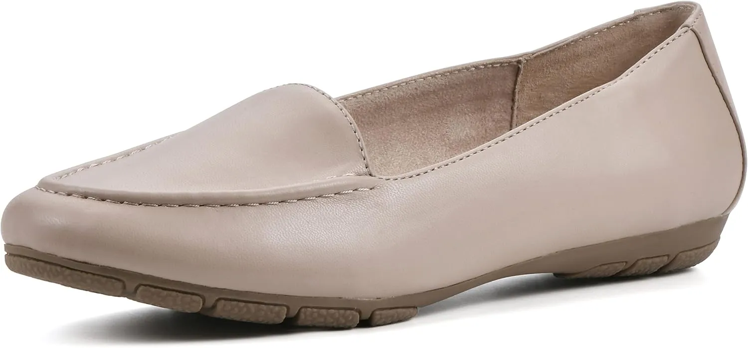 CLIFFS BY WHITE MOUNTAIN Women's Gracefully Tailored Loafer Flat