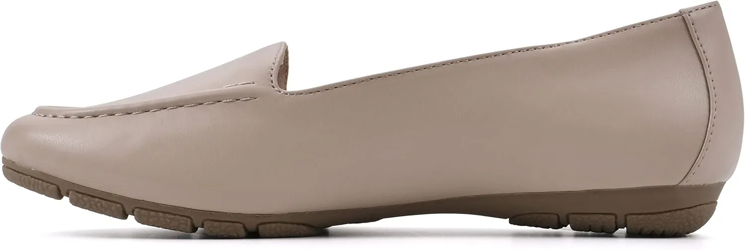 CLIFFS BY WHITE MOUNTAIN Women's Gracefully Tailored Loafer Flat