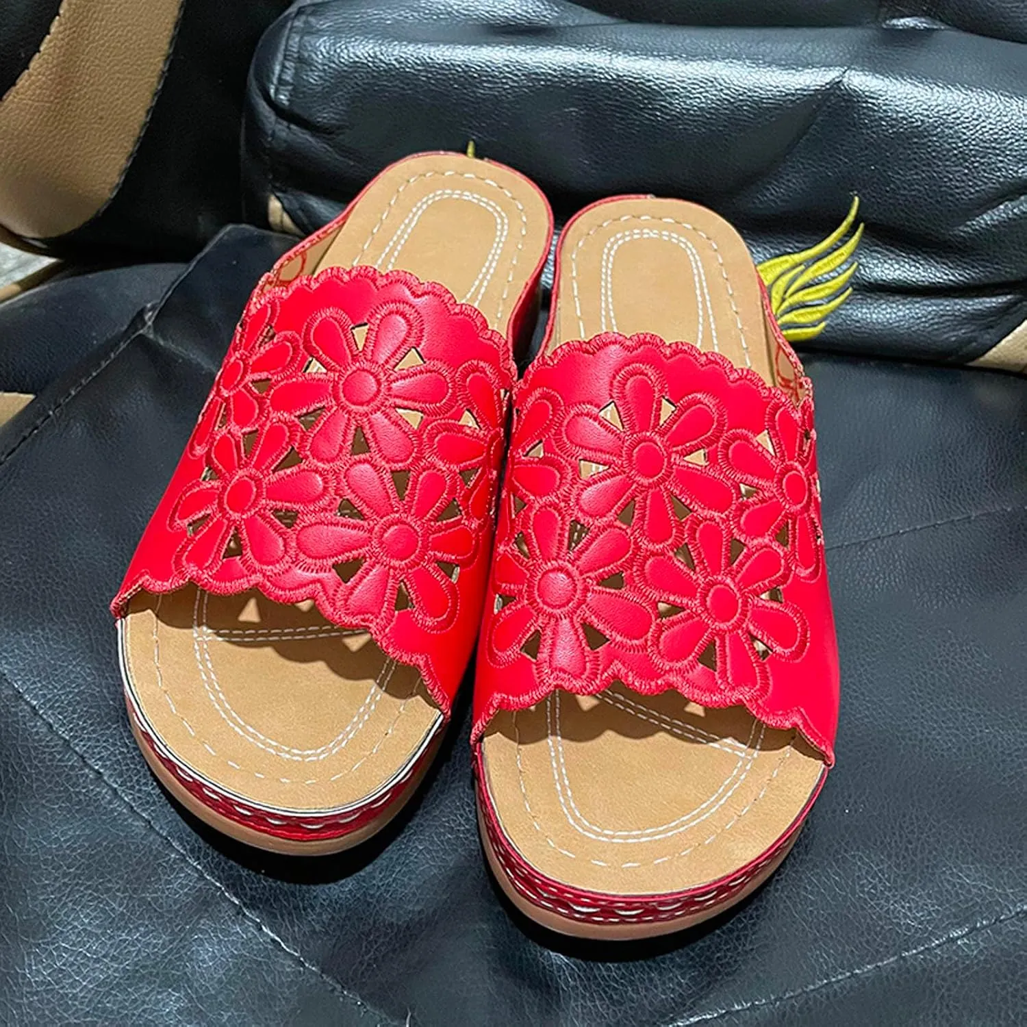 Comfortable Slide Sandals Flower Hollow Out Sandals Women's Summer Chrysanthemum Casual Fashion Women's slipper