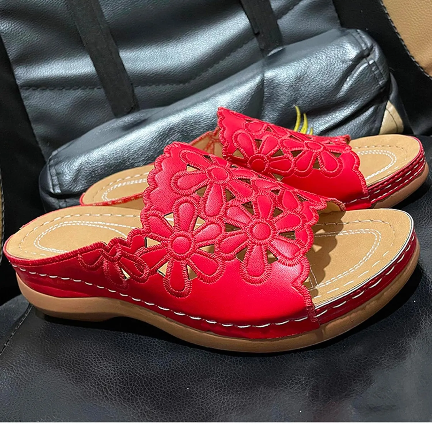 Comfortable Slide Sandals Flower Hollow Out Sandals Women's Summer Chrysanthemum Casual Fashion Women's slipper