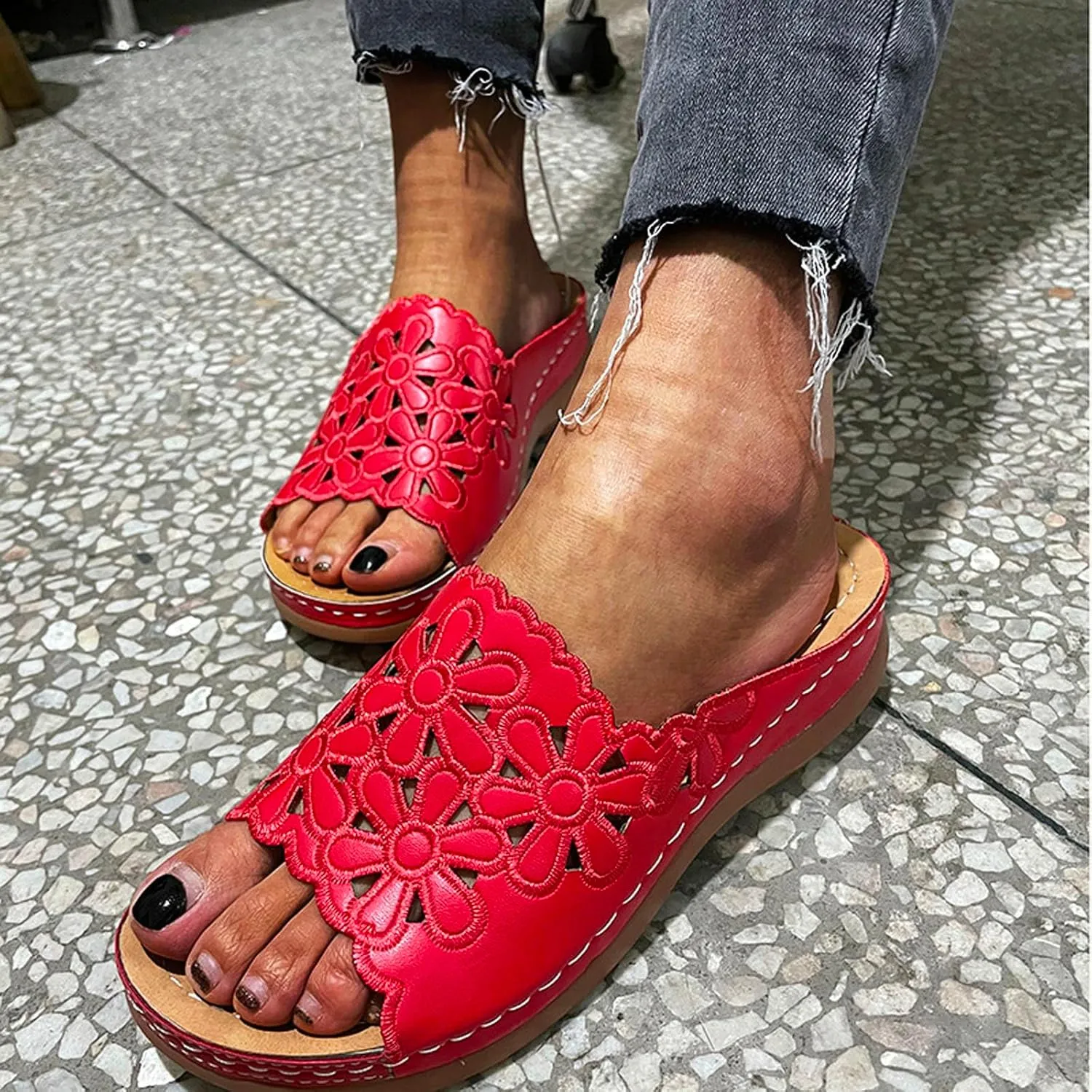 Comfortable Slide Sandals Flower Hollow Out Sandals Women's Summer Chrysanthemum Casual Fashion Women's slipper
