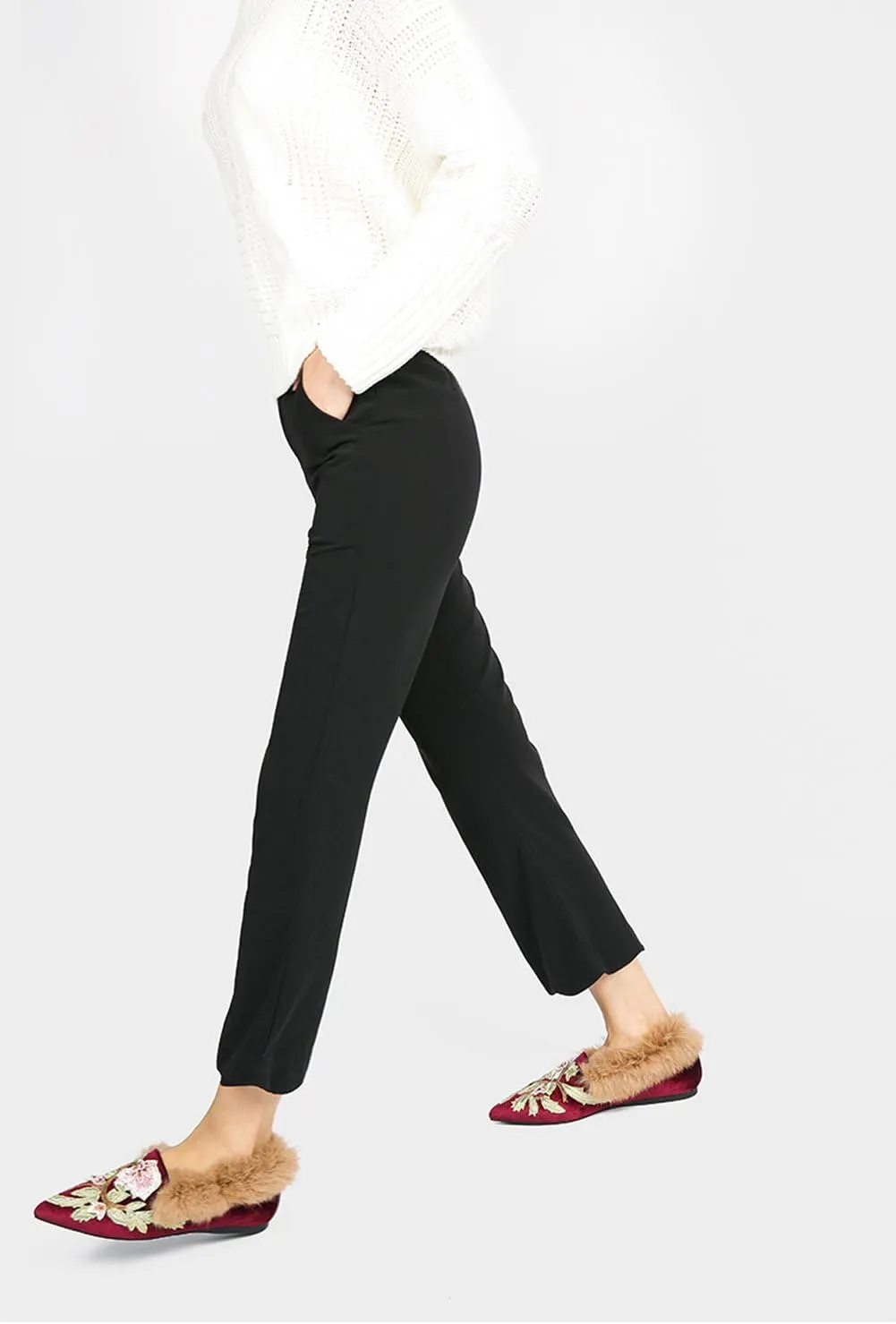 Divanne Slip On Loafers, Womens Embroidery Mule Shoes with Plush Lamb Fur Velvet Backless Pointed Toe Mule Slide