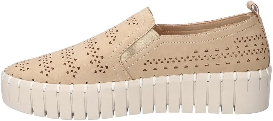 Easy Street Women's Peppy Sneaker