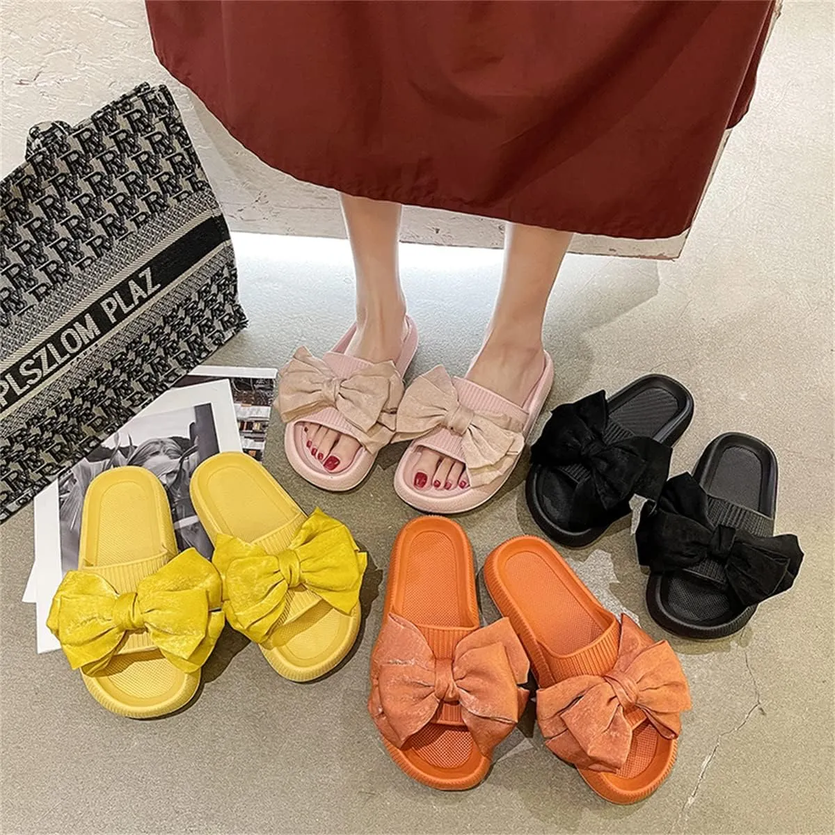 Flower Cloud Sliders for Women Non-Slip Bath Slippers House Quick Drying Slides Pillow Slipper Open Toe Soft Sandals Pink Yellow White Black