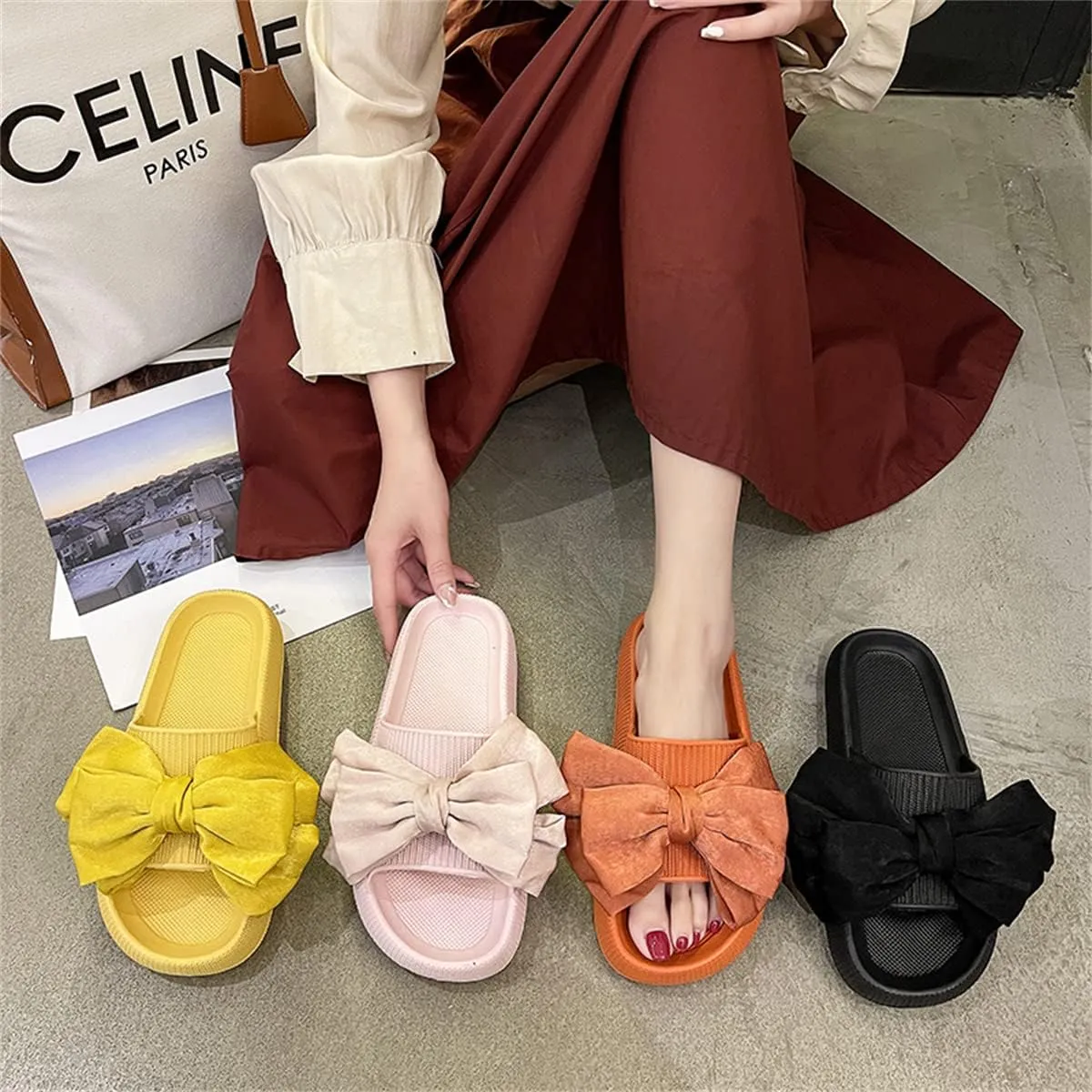 Flower Cloud Sliders for Women Non-Slip Bath Slippers House Quick Drying Slides Pillow Slipper Open Toe Soft Sandals Pink Yellow White Black