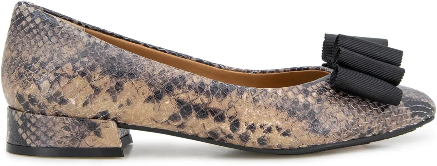Gentle Souls by Kenneth Cole Women's Atlas Flat Platform