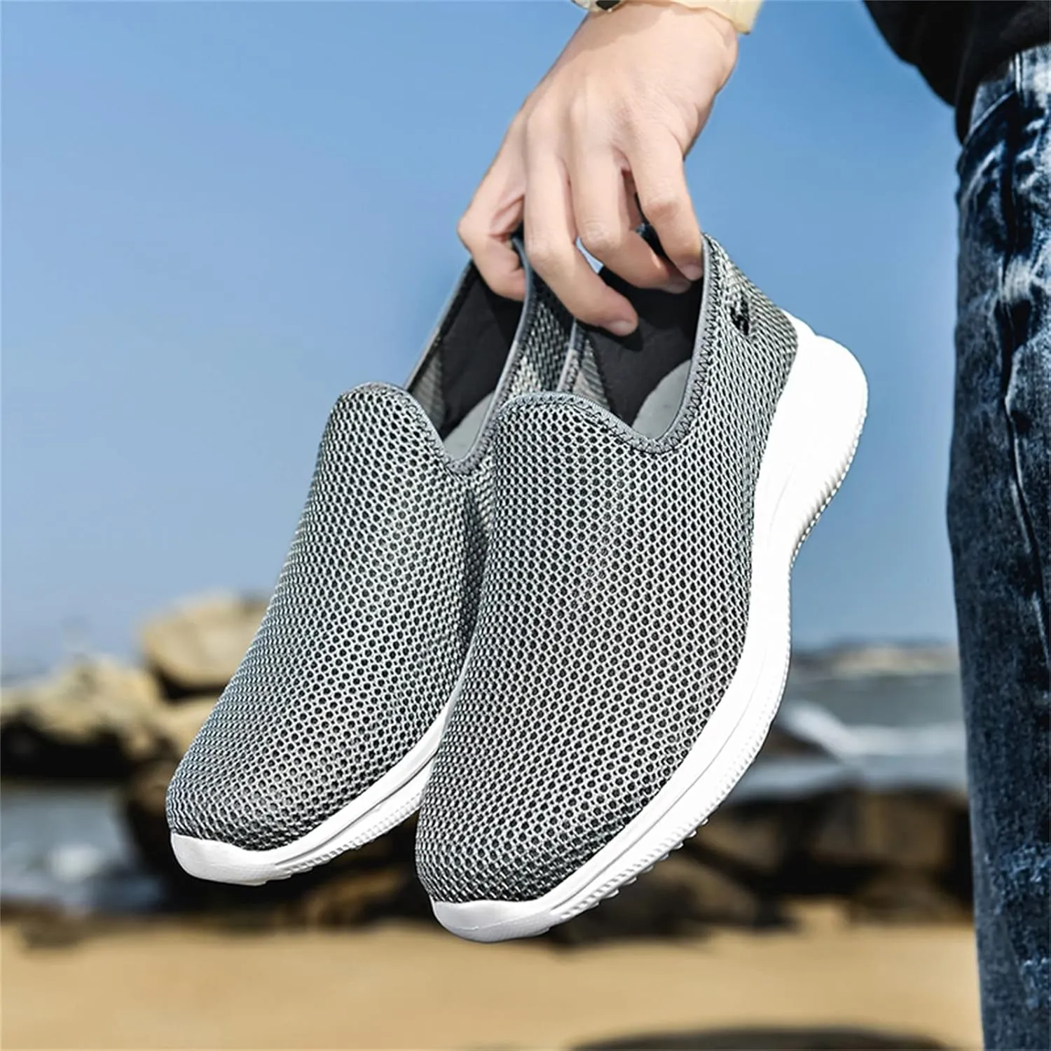 Men's Mesh Slip-On Loafers, Classic Stylish Sneakers, Flat-Soled Casual Lightweight Slipper Comfortable Breathable Walking Shoes, Soft Non-Slip Sole