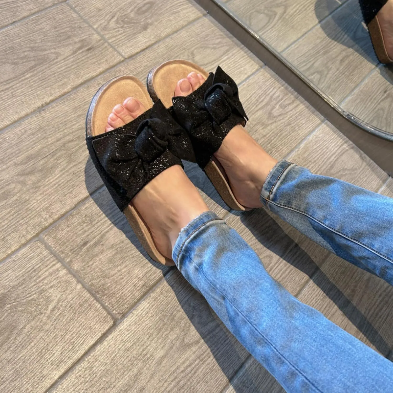 Miss Wang Flat Slide Sandals for Womnen Summer Sandals with Twist Knot Bow Open Toe Slide Sandals Flat Comfort Slip on Sandals