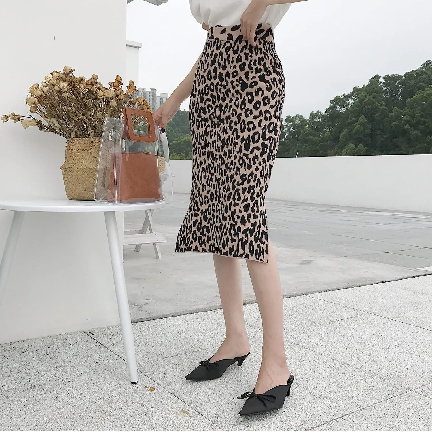 MOOMMO Women Satin Kitten Heel Mules Sandals Pointed Toe Slip On Bowtie Slide Sandal 1.5 Inch Low Heels Backless Loafer Shoes for Office Ladies Dressy Casual Summer Comfort Heeled Slipper 5-13 M US