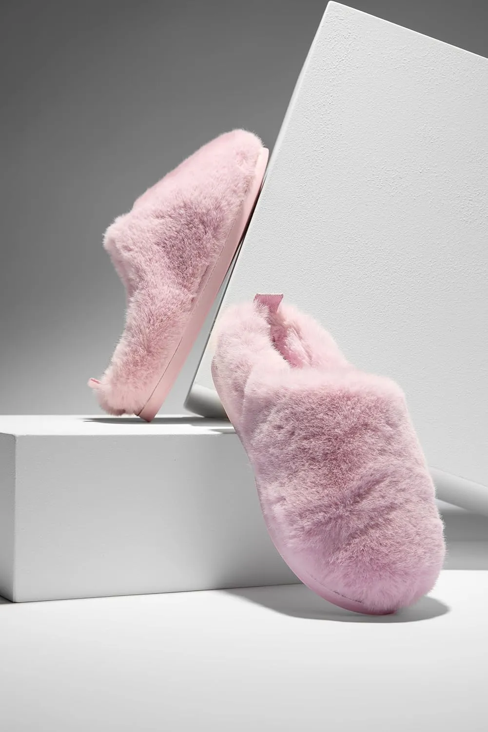 Mule Slippers for Women Indoor Outdoor - Faux Fur Slides, Memory Foam Slip On Slippers - Non-Slip Outsole, Machine Washable - Womens Slip On House Shoes - Ariana