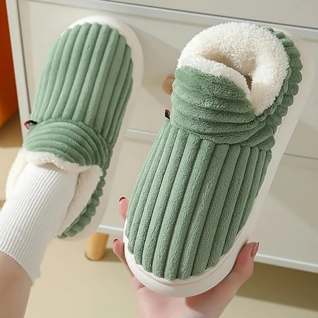 Pluffi Slipper Booties, Pluffi Cozy Stylish Slipper, Winter Fuzzy Warm Thick-Soled Plush House Cloud Slides Men Women