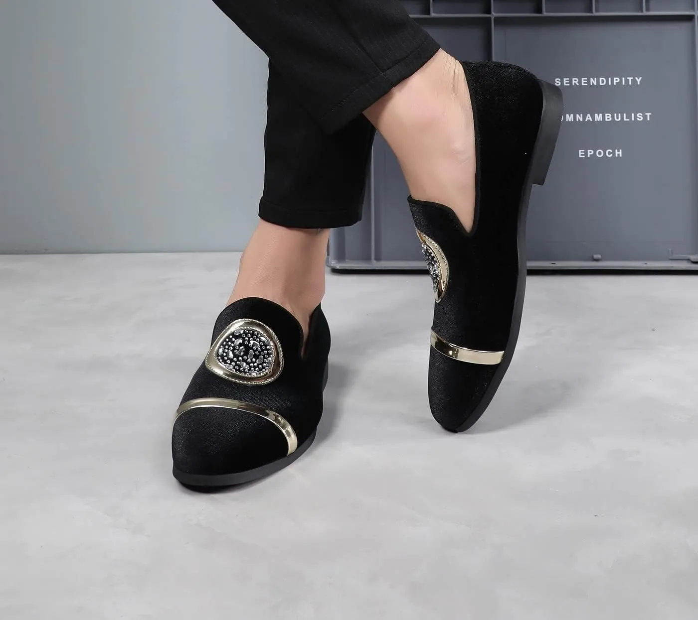 Santimon Men's Velvet Loafers Slip On Flat Dress Wedding Evening Formal Shoes