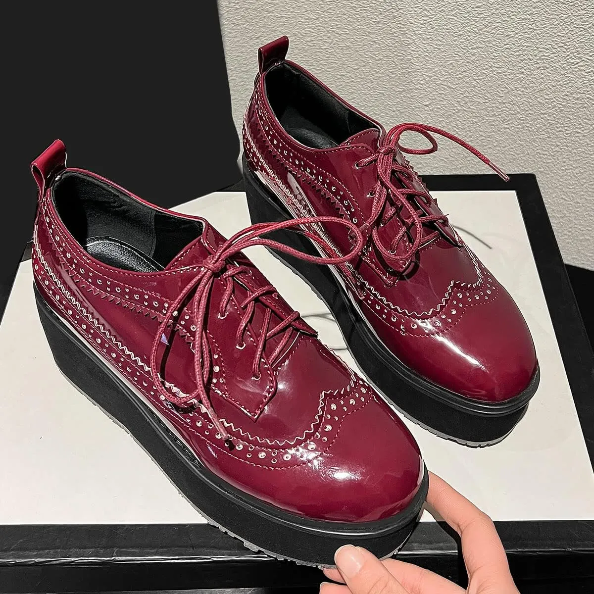 SHEMEE Women's Patent Leather Wedge Heel Platform Oxfords Pumps Wingtip Lace Up Round Toe Brogues Sneaker Shoes