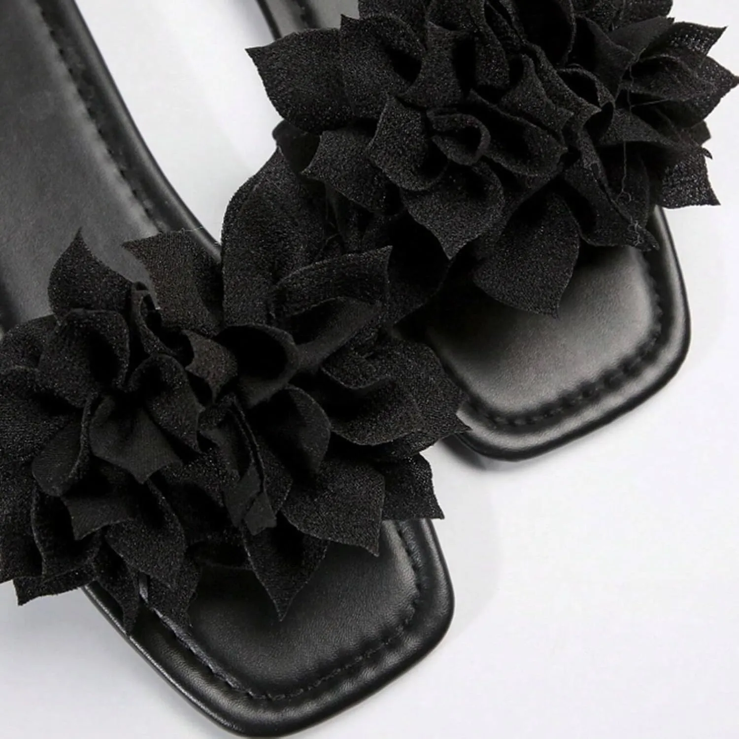 Slides Sandals Women Footwear Women's Summer Flat Casual Fashion Slippers Floral Embellishments One Line Beach Slippers