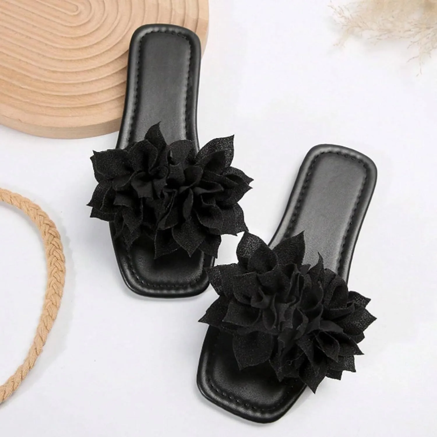 Slides Sandals Women Footwear Women's Summer Flat Casual Fashion Slippers Floral Embellishments One Line Beach Slippers
