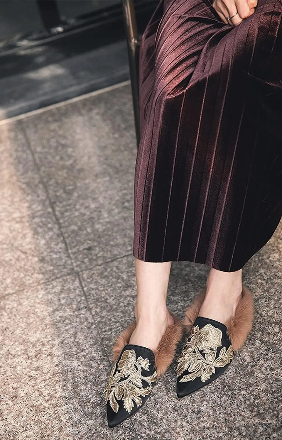 Slip On Loafers, Womens Embroidery Mule Shoes with Plush Lamb Fur Velvet Backless Pointed Toe Mule Slide
