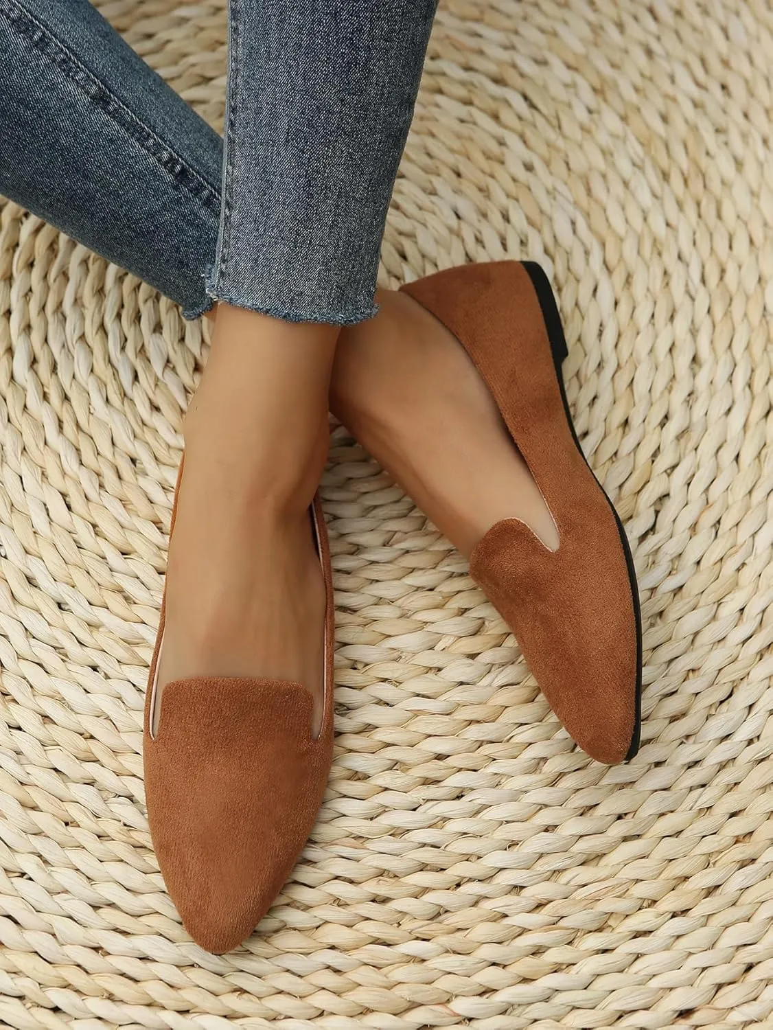SweatyRocks Women's Pointed Toe Flats Loafers Pull on Faux Leather Casual Dressy Flat Shoes