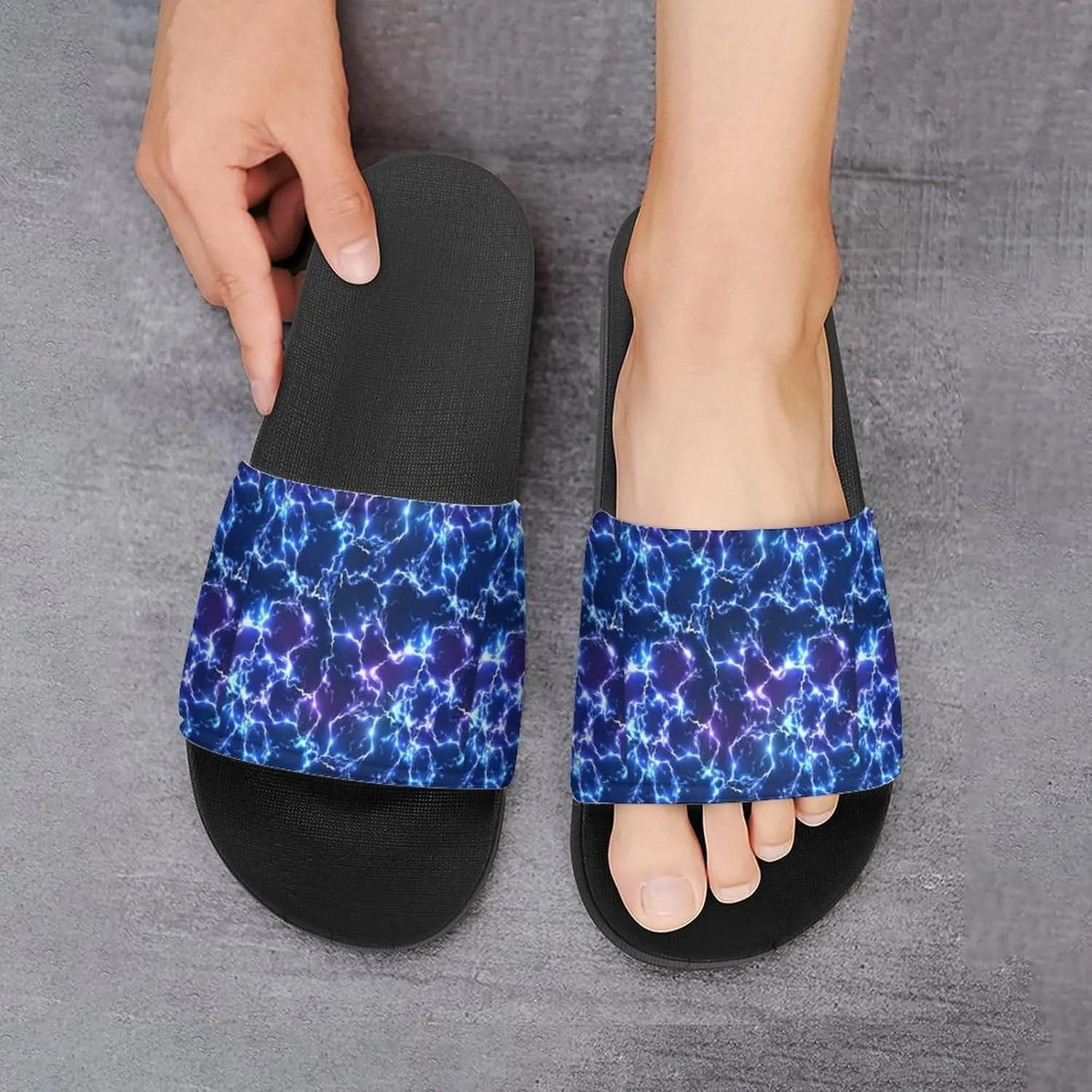 Thunder And Lightning Men's And Women's Outdoor Beach Slippers PVC Slippers Sandals Comfortable Shower Shoes