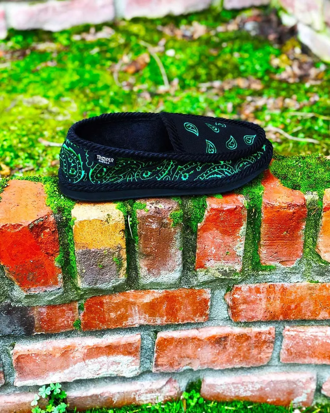 Unisex-Adult KS-002E Embroidery Bandana Paisley Slippers Shoes