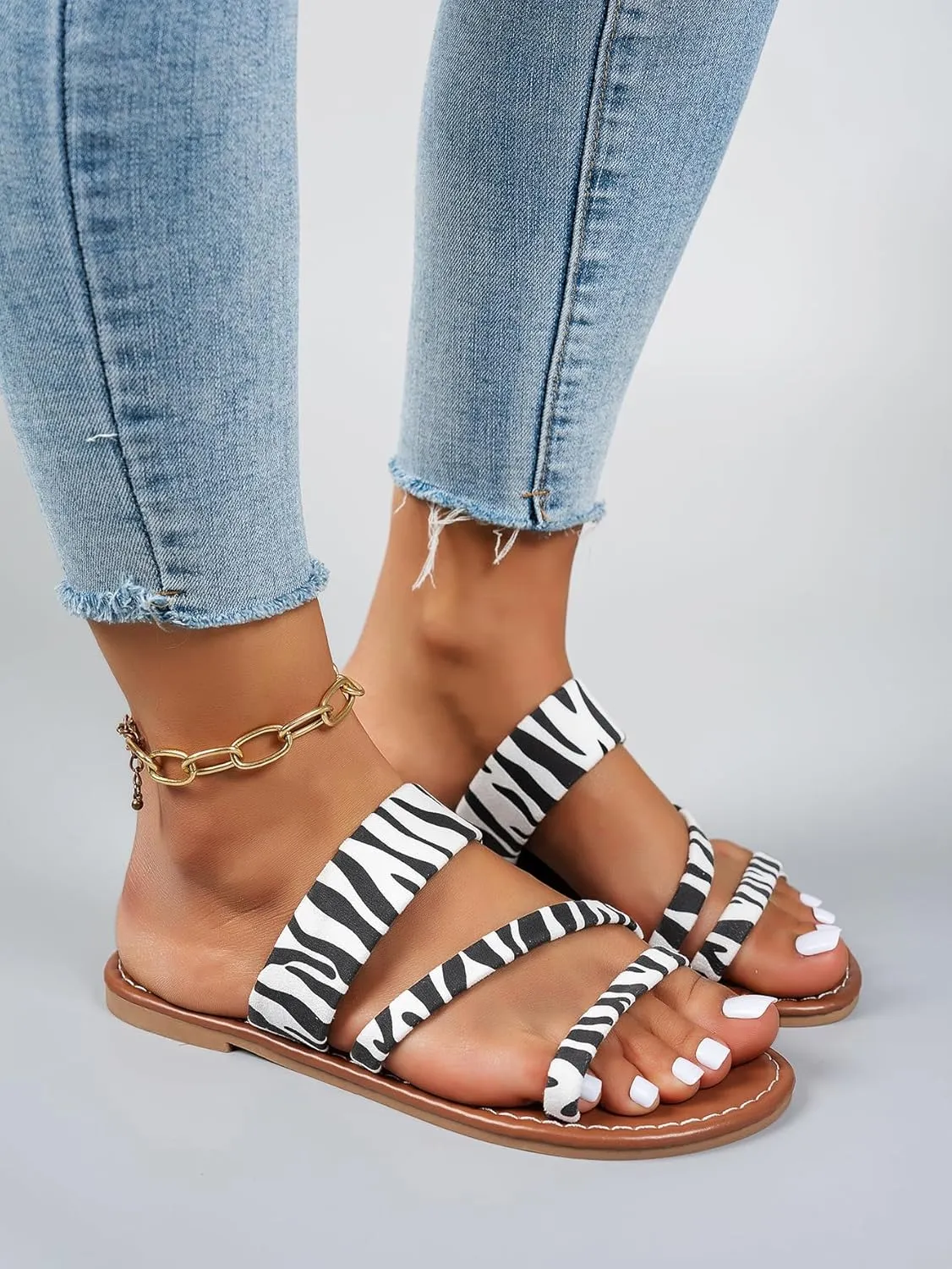 Verdusa Women's Leopard Print Strappy Summer Flat Sandals Slip On Slides