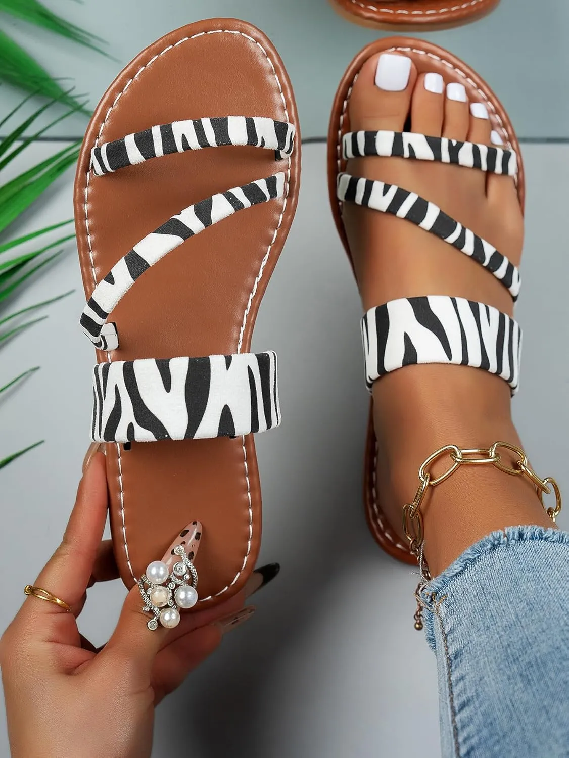 Verdusa Women's Leopard Print Strappy Summer Flat Sandals Slip On Slides