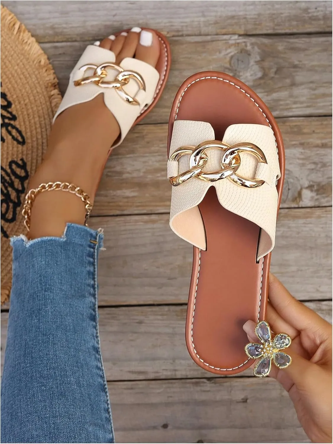 Verdusa Women's Open Toe Chain Flat Sandals Faux Leather Summer Slippers Slip on Slides