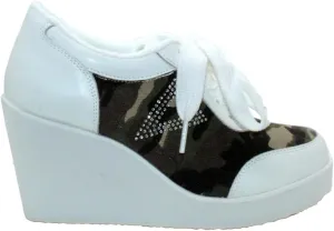 VOLATILE Women's Cash Sneaker