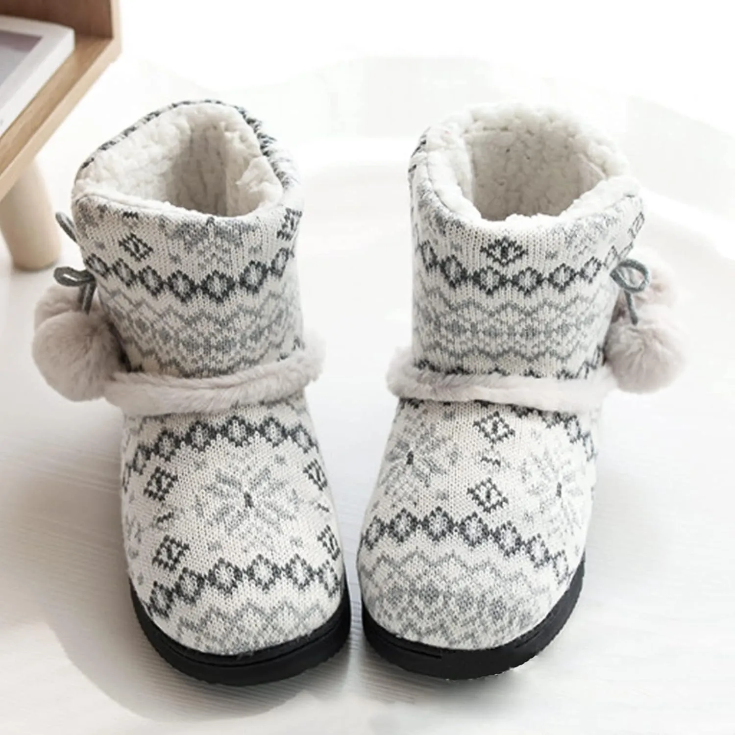 Women Slipper Boots Winter Warm Indoor Bootie Girl Plush Ankle High Boots Non-Slip Home Slipper Knit Twist Large Boot Shoes