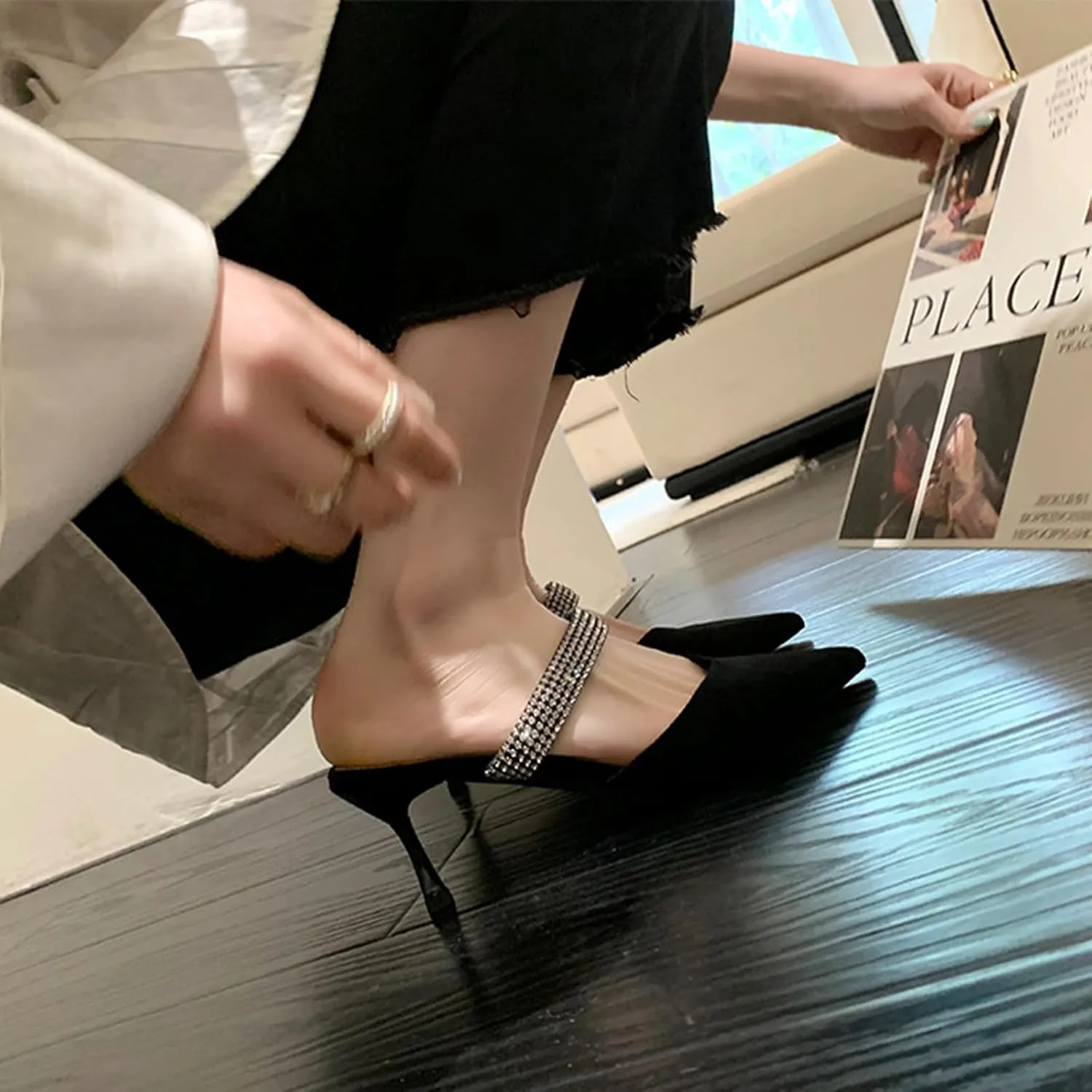 Women’s Fashion Leather Kitten Heel Mules Closed Pointed Toe Rhinestone Strap Backless Slip On Dress Pumps Lightweight Daily Party Causal Sandals