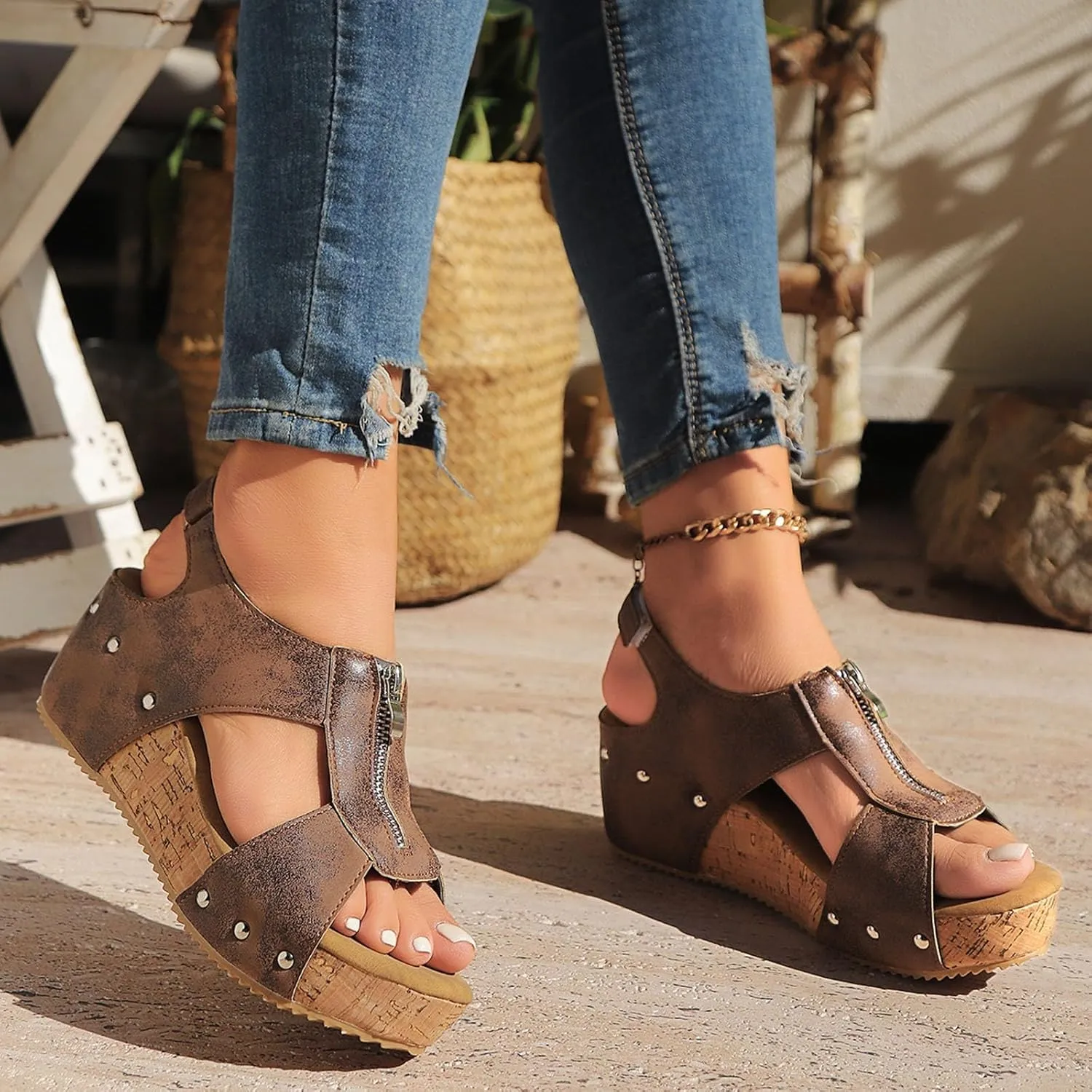 Women's Platform Wedge Sandals Casual Comfortable Open Toe Cork Shoes Dressy Buckle Ankle Strap Slip on Wedge Sandals with Arch Support 2025