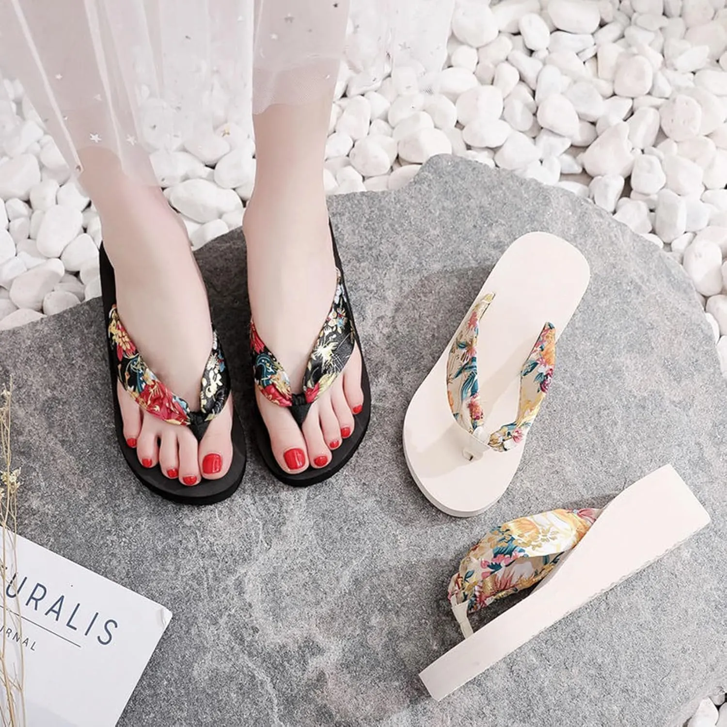 Women's Slope Heel Slippers Thongs Slippers Women's Thick Bottom Leisure Vacation Beach Slippers Seaside Thongs Slippers