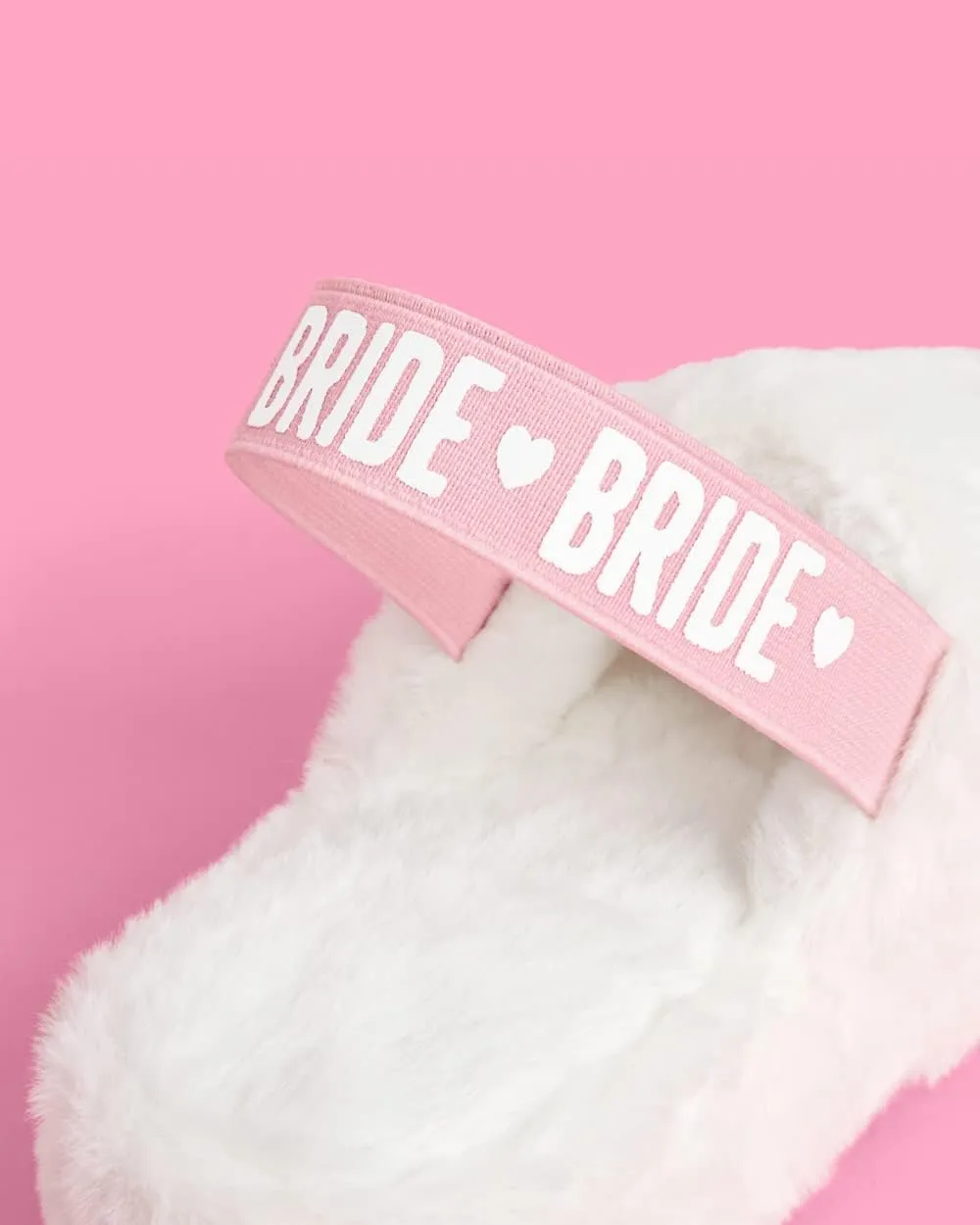 xo, Fetti Bride Strap Slippers, White Fur, Bachelorette Party Decorations, Wedding Day Sandals, Bridesmaid Gift, Bridal Shower Party Favor