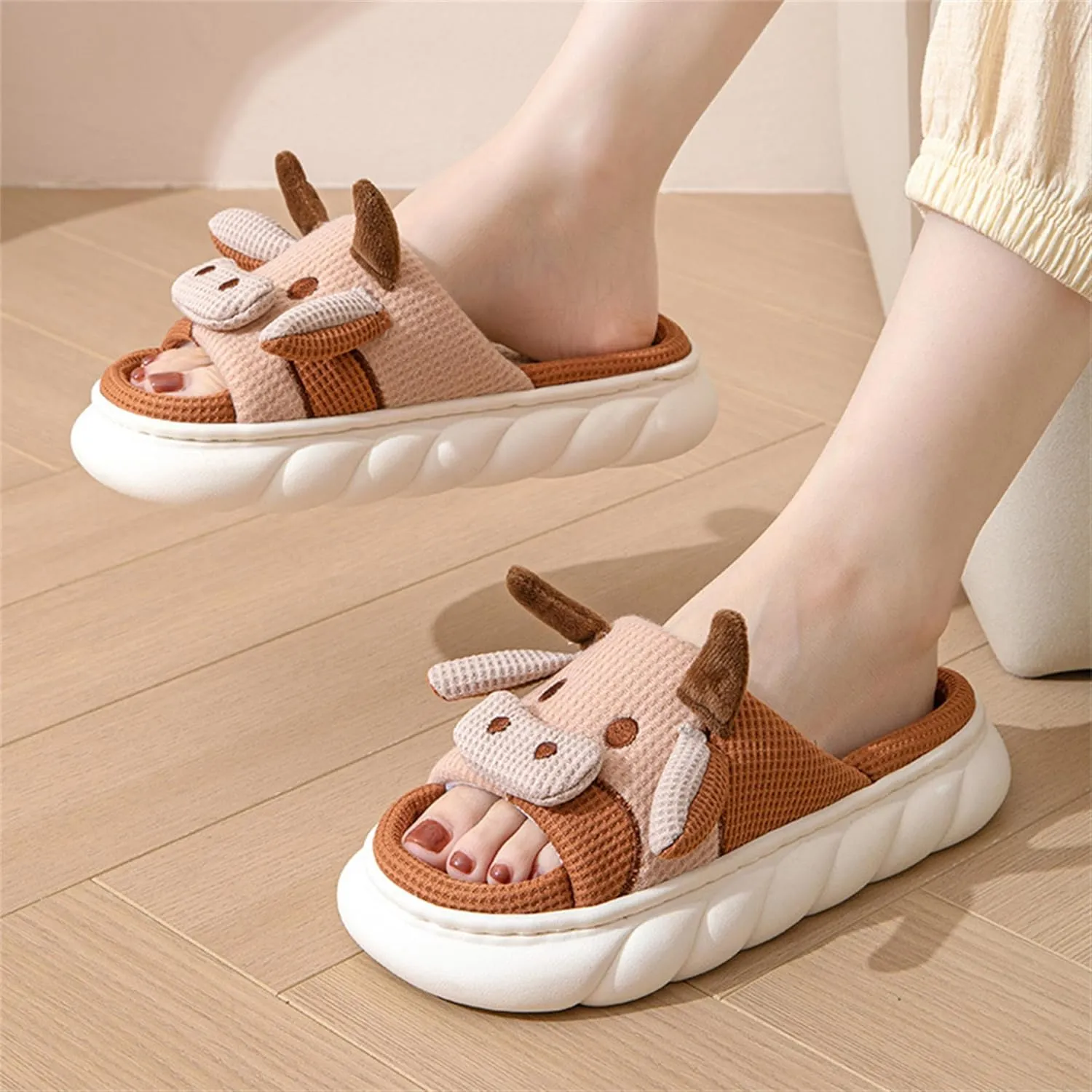 YILANLAN Women slippers Animal slippers Cartoon pig slippers Linen slippers at home Cute and comfortable plush slippers cow shoes