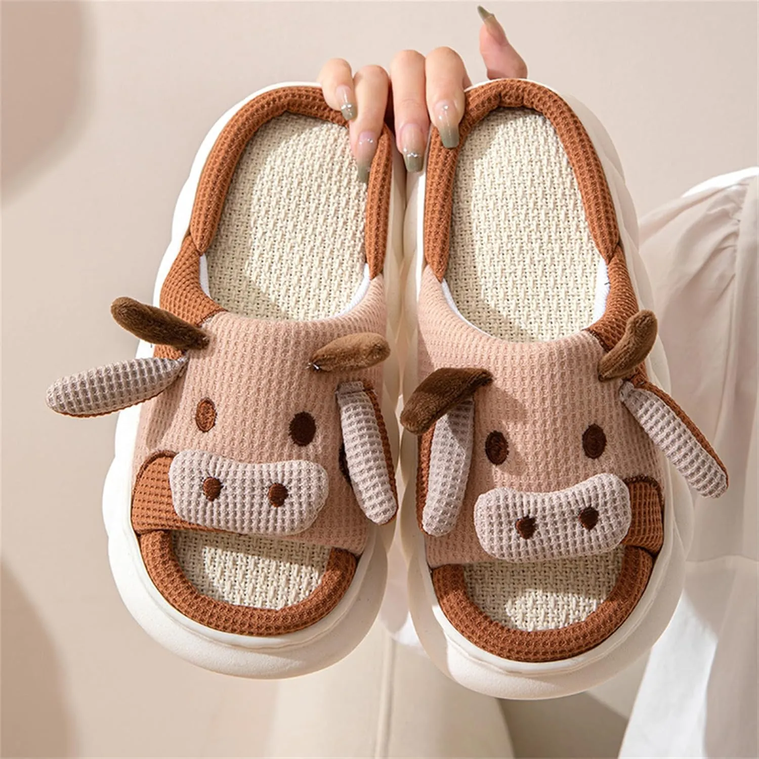YILANLAN Women slippers Animal slippers Cartoon pig slippers Linen slippers at home Cute and comfortable plush slippers cow shoes